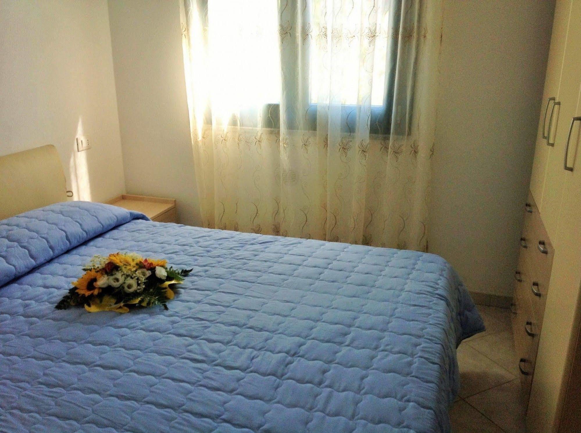 R&Z Getaway Apartment Santa Maria Coghinas Exterior photo